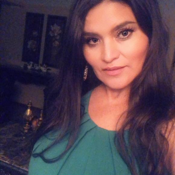 Meet your Posher, Amelia - Picture 1 of 1